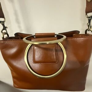 Chic Tan Leather Shoulder Bag with Gold Ring